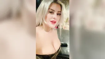 blondedomgirl onlyfans naughty harlot - caresses big tits