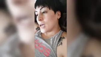miss nera skye onlyfans nude slut masturbates shaved vagina