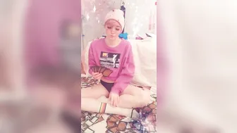 lanabee xo onlyfans red-haired bitch jerks off pussy with sex toy