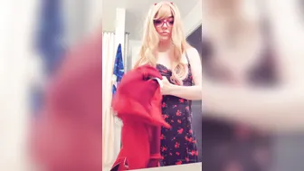 lanabee xo onlyfans cute young lady fucked her cunt with a phallus