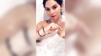 aspen rae onlyfans busty  cam girl  masturbates cunt