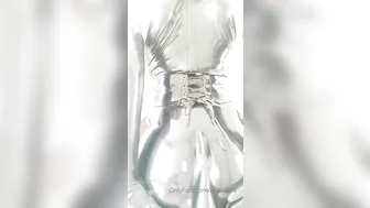 latexx lara onlyfans cute  cam girl  pulls pussy