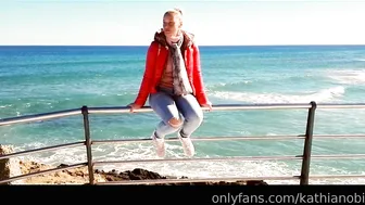 kathia nobili onlyfans gets squirt orgasm