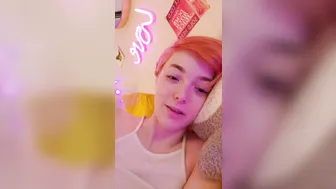 lanabee xo onlyfans hot lady furiously twirling big ass