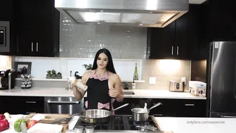 aspen rae onlyfans slutty bitch masturbates cunt