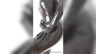 latexx lara onlyfans bitches flirt