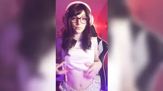 lanabee xo onlyfans posing