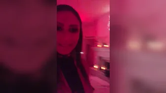 cassie del isla onlyfans playing with her pussy