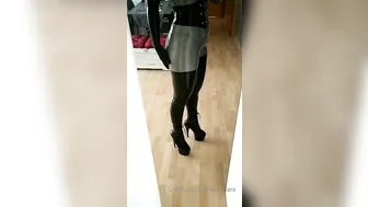 latexx lara onlyfans Restless girl