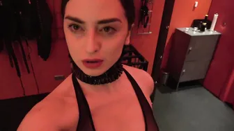 istress bella lugosi onlyfans sweet and attractive babe masturbates