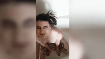 lydia black onlyfans smeared her incredibly hot body with oil