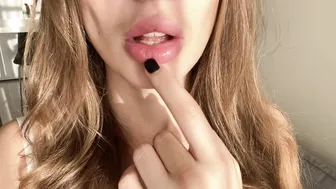 sweetiem onlyfans manyvids pretty cream lotion pussy