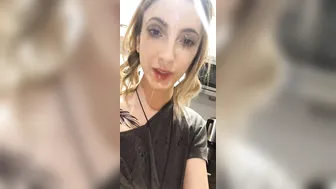 littlepidge onlyfans big breasted passion rubs the body with oil