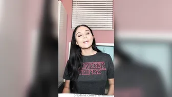 ariana marie onlyfans Curly woman