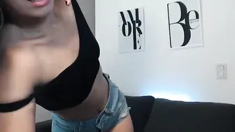 donatella_priettooo chaturbate mature skin fucks itself with a phallus