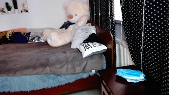 _little_miss chaturbate dude licks shaved cunt girlfriend