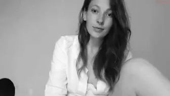 lyliii chaturbate brunette in stockings shows shaved holes