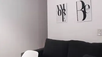 donatella_priettooo chaturbate naughty blonde girl passionately fucks pussy with sex toy