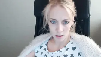 kimidrew chaturbate naughty slut caresses big tits