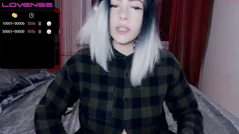 cuckold_couple_ chaturbate a cool lady is dancing a striptease slowly