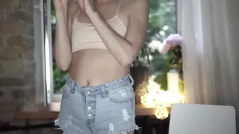 shy_infinity88 chaturbate nude chick posing on the couch