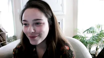 besseeee chaturbate beautiful chick fucks a fat man