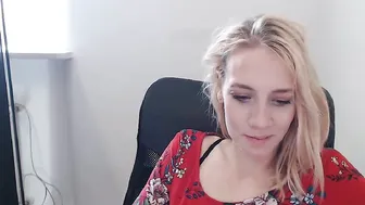 kimidrew chaturbate lustful woman fucks vagina with phallus