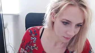 kimidrew chaturbate handjob in front of the camera