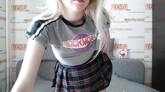 wunvmw chaturbate graceful slut dancing in stockings