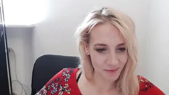 kimidrew chaturbate naughty  girl  fingering vagina in the shower