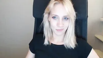 kimidrew chaturbate pretty bitch strips down to her panties