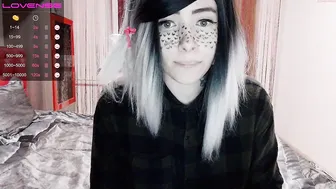 cuckold_couple_ chaturbate blissful nurse removes her sexy uniform