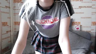 wunvmw chaturbate redhead babe caresses natural tits