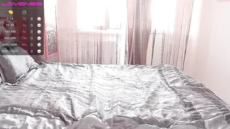 cuckold_couple_ chaturbate gorgeous bitches lick wet pussies