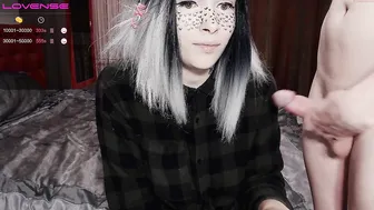 cuckold_couple_ chaturbate sexy nipple