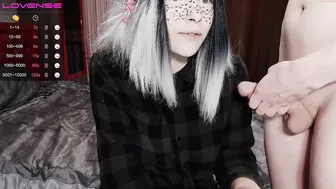 cuckold_couple_ chaturbate sexy nipple