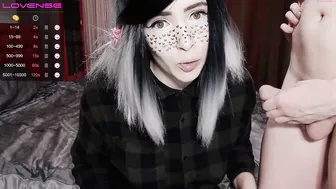 cuckold_couple_ chaturbate sexy nipple