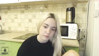 wunvmw chaturbate clockwork whore squeezes cap