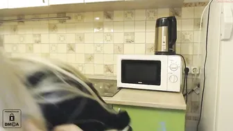 wunvmw chaturbate clockwork whore squeezes cap