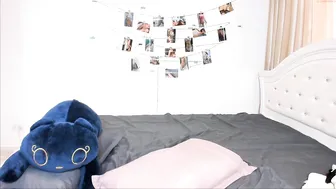 kiu_mi chaturbate Obstinate chick