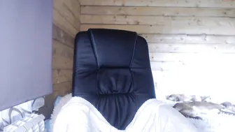 i_want__you_ chaturbate busty chick caresses big nipples