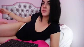 isis_loveyes_ chaturbate crazy slut shows off saggy tits