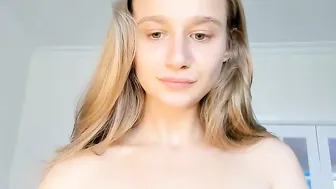 nancydrewxxx chaturbate shy on webcam