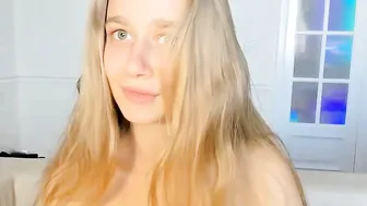 nancydrewxxx chaturbate depraved beauty masturbates pussy