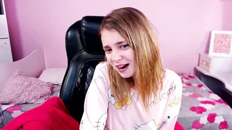 gray_bella chaturbate spicy bitch masturbates cunt