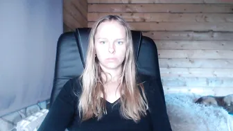 i_want__you_ chaturbate black haired bitch shows her boobs