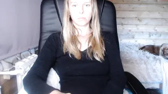 i_want__you_ chaturbate black haired bitch shows her boobs