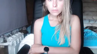 i_want__you_ chaturbate appetizing babe stiffens chocolate nest