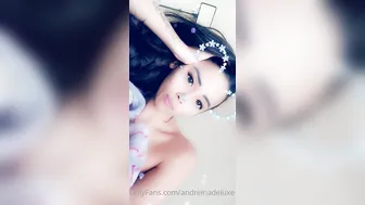 andreinadeluxe onlyfans busty hottie fucks handjob cunt