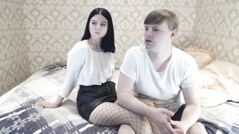 james_and_mia chaturbate kinky babe posing solidly